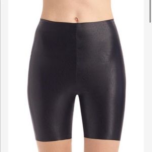 COPY - Commando FAUX LEATHER BIKE SHORT